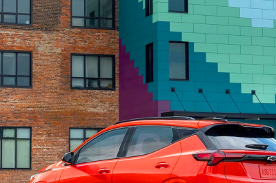 thumbnail - EV3 나오기도 전에 ‘초비상’… 3천만원대 쉐보레 전기차의 충격적 부활