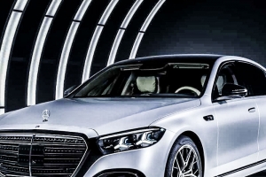 기사로 이동 - “아빠들 잠은 다 잤다”… 페라리 심장 얹고 돌아온 ‘이 세단’의 정체