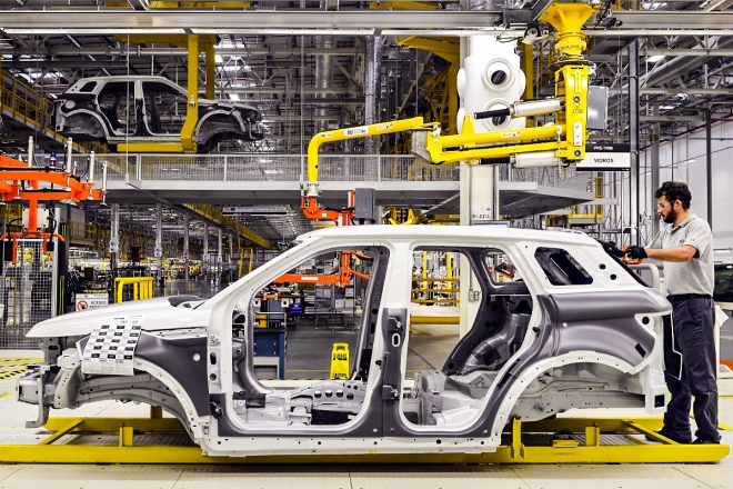 thumbnail - “얼마나 힘들면 이걸 만드나”… 랜드로버 공장서 생산할 ‘중국차’ 정체