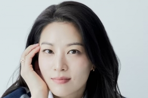 기사로 이동 - “항상 널 지지해”… 200억 탈세 논란 ‘이 배우’ 편들다 벌어진 일