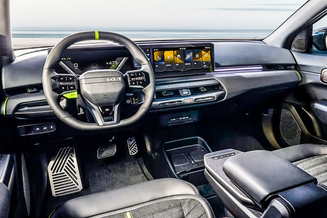 thumbnail - “4륜구동이 기본인데 5천만원?”… 아빠들 열광할 ‘괴물 전기차’ 드디어 나왔다