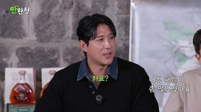 thumbnail - 만나는 사람 계속 바뀌는데… 황재균 과거 폭로한 ‘의외의 인물’