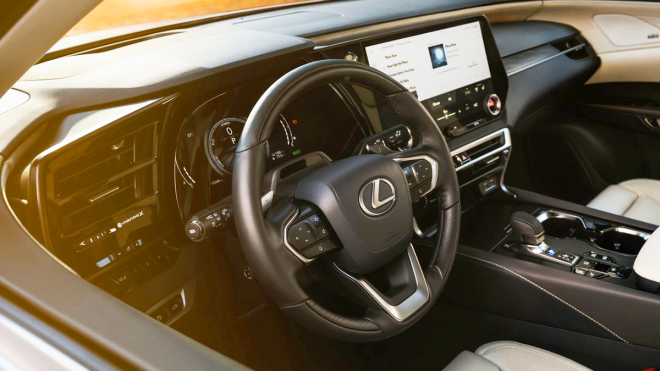 thumbnail - “GV80 불편하다는 말까지”… 장거리엔 결국 ‘이 차’ 선택하는 이유