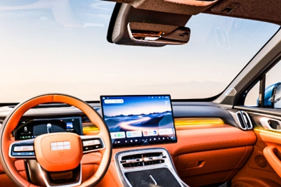 thumbnail - “전기차 충전 걱정 끝”… 기름 냄새만 맡고 1700km 가는 ‘이 SUV’ 정체