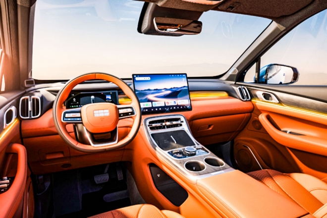 thumbnail - “전기차 충전 걱정 끝”… 기름 냄새만 맡고 1700km 가는 ‘이 SUV’ 정체