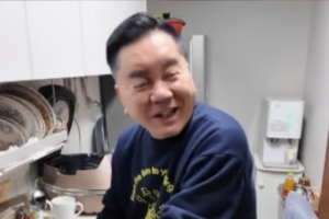 기사로 이동 - “혼자 사는 게 창피하다더니”... 179억 파산 후 ‘이 남자’의 충격적인 집 상태