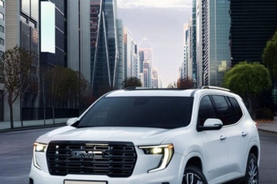 thumbnail - “한국 아빠들만 위해 40억을”… 9천만원대 ‘이 초대형 SUV’의 정체