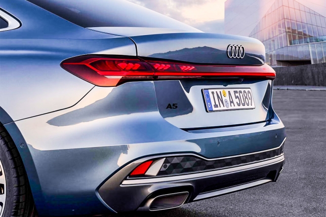 thumbnail - “이러니 벤츠 안 사죠”… 800만원 폭탄 할인 시작한 ‘이 독일 세단’