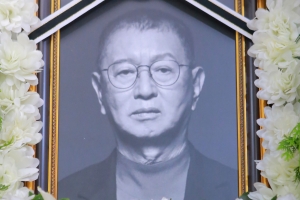 기사로 이동 - “정신은 멀쩡한데…” 국민 개그맨이 동료에게 남긴 마지막 한마디