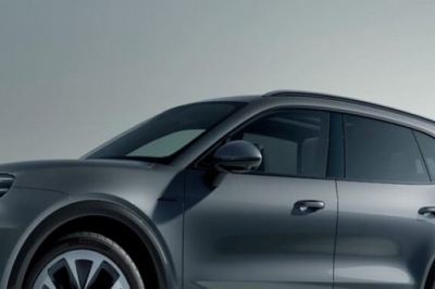 thumbnail - “테슬라 오너들 긴장”… 1,156마력 포르쉐 괴물 SUV의 정체