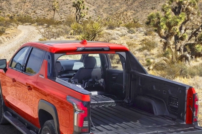 thumbnail - 기아 타스만 긴장해라… V8 심장 얹고 돌아온 ‘괴물 픽업트럭’의 정체