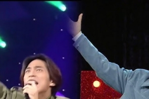 기사로 이동 - 무대에 오르면 울컥… 김원준이 평생 잊지 못할 ‘한 사람’