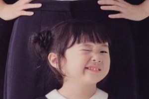 기사로 이동 - 엄마 피는 못 속인다더니… 카메라 앞에서 터져버린 이정현 딸의 ‘이것’