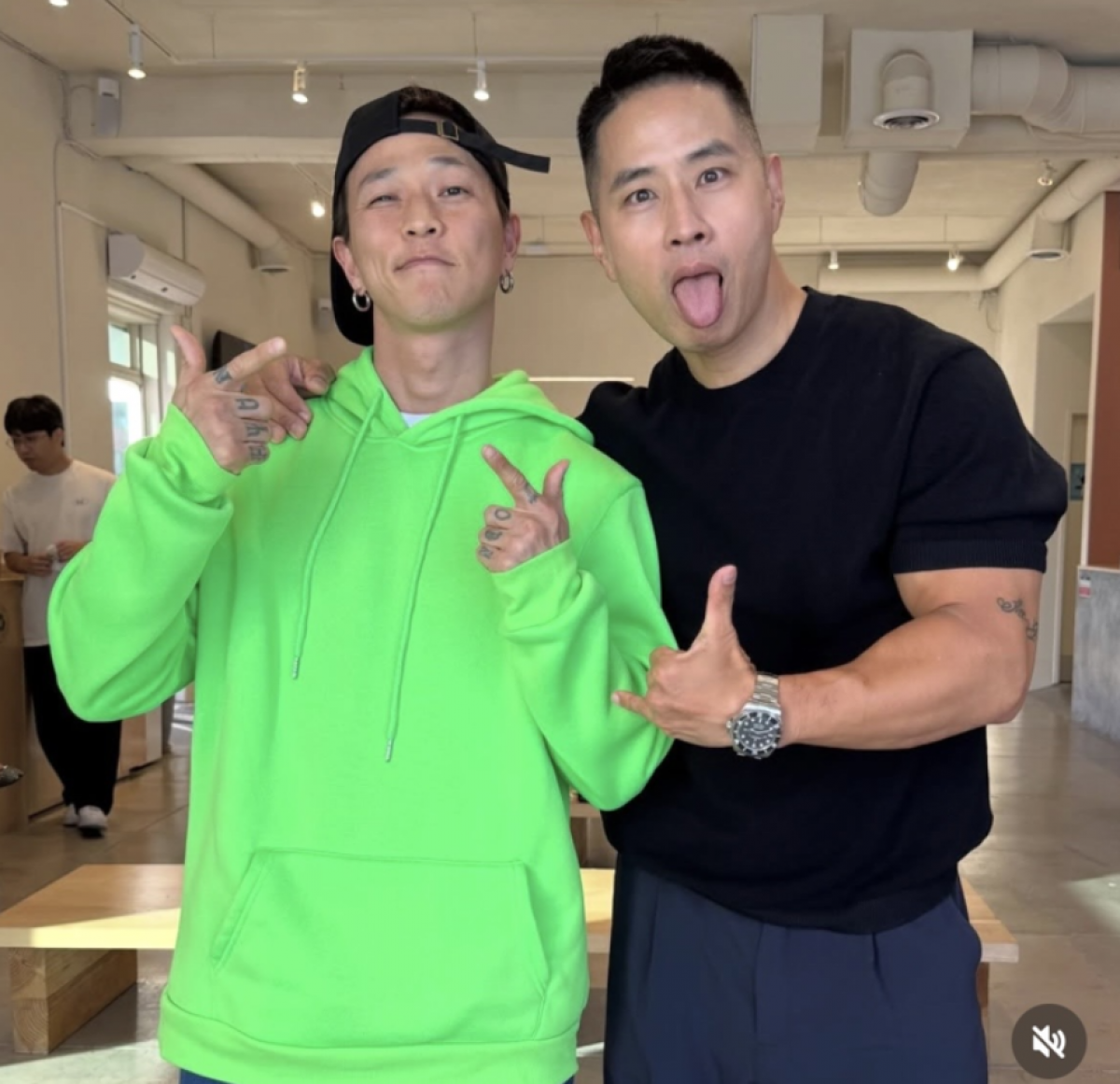 thumbnail - 팝핀현준, 유승준과 만나고 “너무 즐거운 시간”