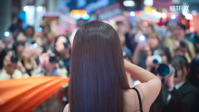 thumbnail - 이 조합은 반칙 수준… 넷플릭스가 공개한 ‘두 남녀’의 역대급 케미