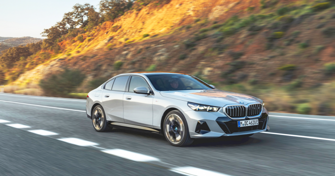 thumbnail - 운전대 잡기 무섭네… 포터·그랜저 등 18만대 ‘역대급 리콜’ 터졌다