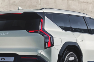 기사로 이동 - 조용한데 정말 강하네… 아빠들이 카니발 대신 선택한 전기 SUV