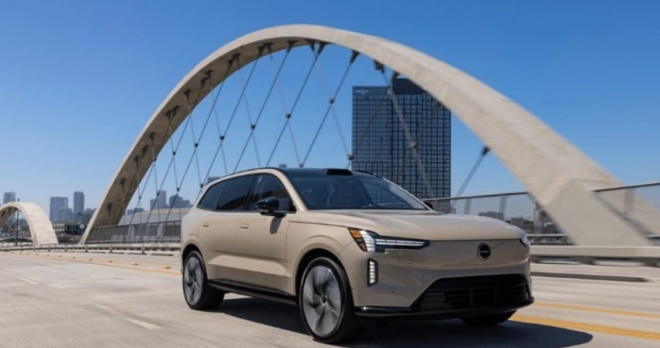 thumbnail - 운전이 이렇게 쉬워지다니… 볼보가 선보일 인공지능 전기차