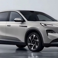 thumbnail - “이러다 주유소 다 망하겠네”… 한번 충전으로 1,600km 가는 중형 SUV