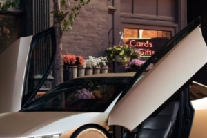 기사로 이동 - 영화 속 장면이 현실로…운전대 사라진 테슬라 택시 등장