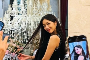 기사로 이동 - 품에 꼭 안았어요… 조보아, 결혼 2년 만에 전한 깜짝 소식