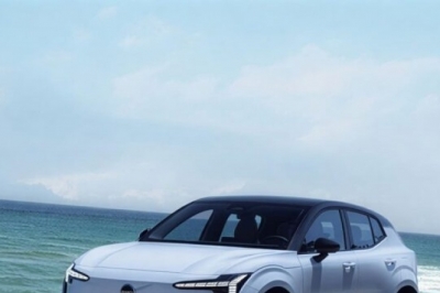 thumbnail - 이러면 얘기가 달라지죠… 3천만 원대 볼보 전기 SUV 파격 선언