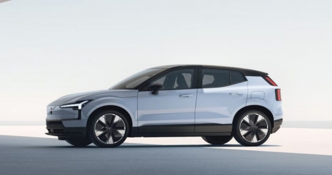 thumbnail - 이러면 국산차 왜 사나... 3월부터 3천만 원대 볼보 전기 SUV