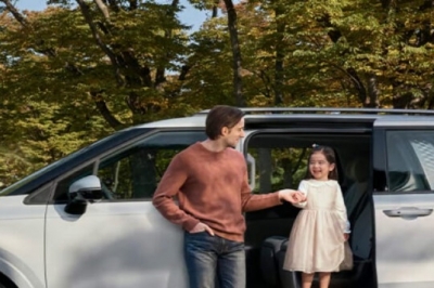 thumbnail - 세단 고민은 잠시 접어두세요… 2월 한정, 3천만 원대 카니발 등장