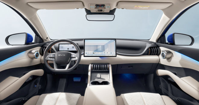 thumbnail - 본격적인 여름의 시작… 도로를 압도할 443마력 BYD 전기 SUV