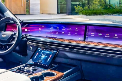 thumbnail - 도로 위 움직이는 VIP 라운지라니… 55인치 화면 품은 신형 에스컬레이드