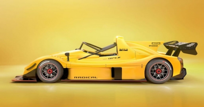 thumbnail - 아직 쌀쌀한 2월, 서킷은 뜨거워진다… 2억대 영국산 레이싱카 국내 상륙