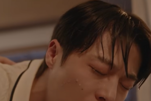 기사로 이동 - 한국만 조용한 이유가… 142개국 1위 찍은 로맨스 드라마