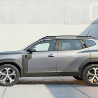 thumbnail - 주말 나들이 걱정 덜어주네요… 한번 주유로 1,500km 달리는 SUV