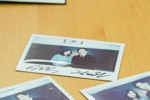 기사로 이동 - 방부제 미모는 여전하네… ‘로망스’ 김하늘·김재원의 24년 만의 만남