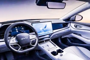 기사로 이동 - 봄바람 부는 3월, 도로 위 평정 예고… 700km 달리는 BYD 전기 세단