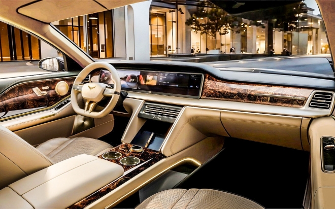 thumbnail - 순금 장식까지 얹었다… 제네시스 위협하는 ‘베트남 전기차’ 등장