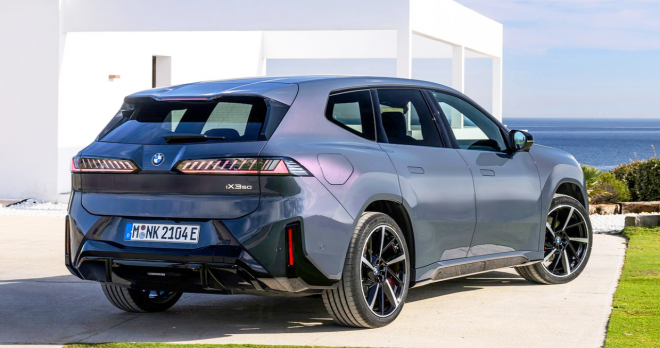 thumbnail - 벌써부터 설레게 만드네… 805km 달리는 BMW 전기 SUV 온다