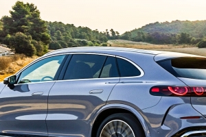 기사로 이동 - 꽃피는 3월, 울렁임은 옛말… 벤츠가 전기차 멀미 잡는 방법