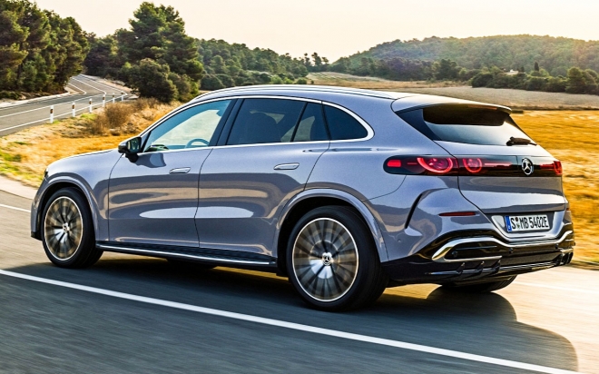 thumbnail - 꽃피는 3월, 울렁임은 옛말… 벤츠가 전기차 멀미 잡는 방법