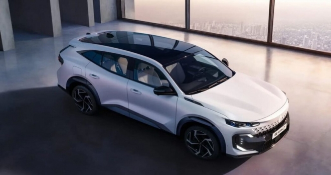 thumbnail - 4년의 기다림, 드디어 끝났다… 3월 도로 위 휩쓸 르노의 플래그십 SUV