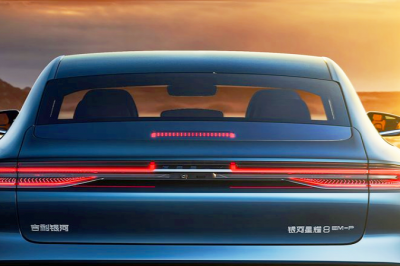 thumbnail - 봄바람 부는 3월, 주유소는 잊으세요… 1,600km 달리는 세단의 등장