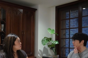 기사로 이동 - 리즈 시절로 돌아갔네… 3월 맞아 확 달라진 성시경 근황