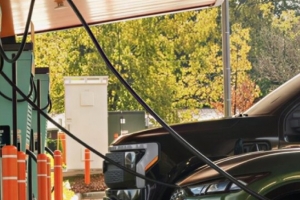 기사로 이동 - 봄바람 부는 3월인데… 전기차 자동결제, 편리함 뒤에 숨은 ‘요금 폭탄’