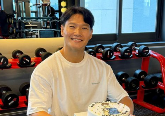 thumbnail - 몸짱의 상징이 비틀거리다니… 김종국이 고백한 생소한 병의 원인