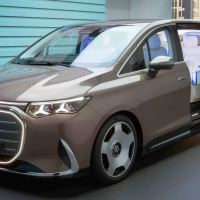 thumbnail - 봄바람 부는 3월, 카니발은 어쩌나… 벤츠가 내놓은 ‘초호화 미니밴’