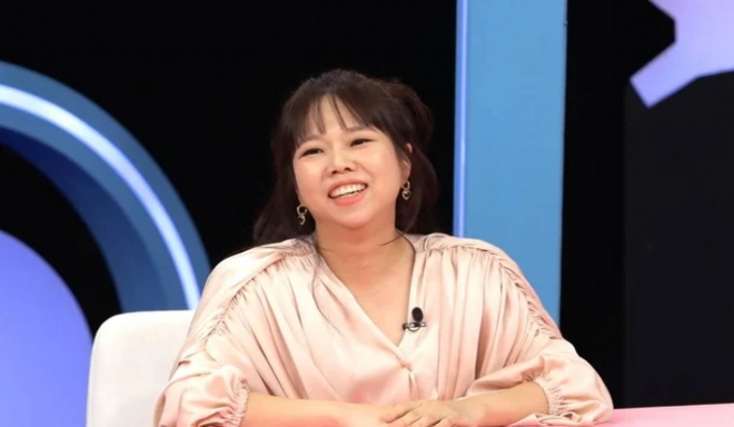 thumbnail - 늘 웃던 사랑꾼 남편이… 제이쓴 폭발시킨 홍현희의 과한 장난