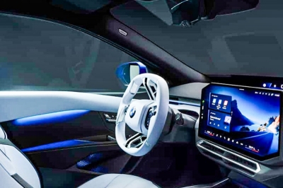 thumbnail - 따스한 3월 마음 설레게 하네… 한번 충전에 700km 달리는 BMW 전기 세단