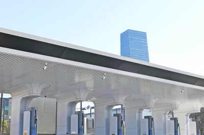 thumbnail - 봄나들이 가려다 한숨만… 전기차 충전, 숫자보다 중요한 ‘이것’