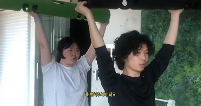 thumbnail - “오빠가 이렇게 독할 줄은 몰랐네”… 악뮤 이수현, 1년간의 다이어트 기록