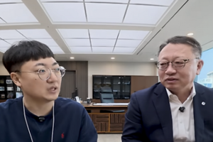 기사로 이동 - 수백 곳이 줄 섰는데… 충주맨의 첫 선택은 의외의 ‘이곳’